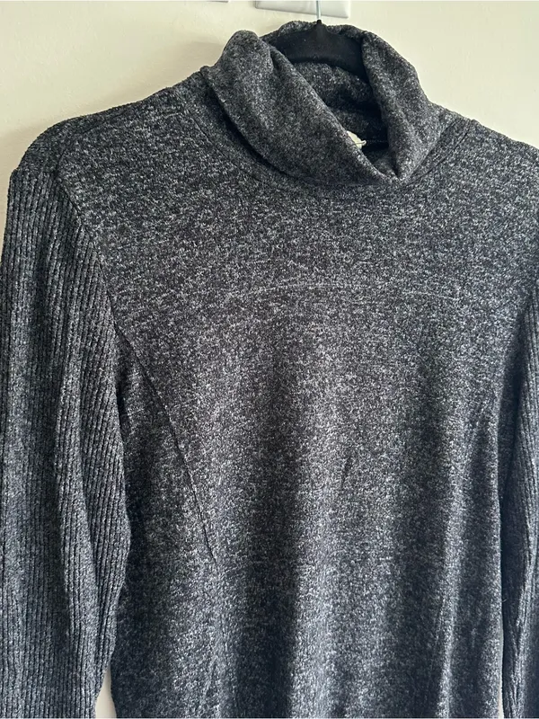 Anthropologie Saturday Sunday Charcoal Turtleneck Sweater - Image 2