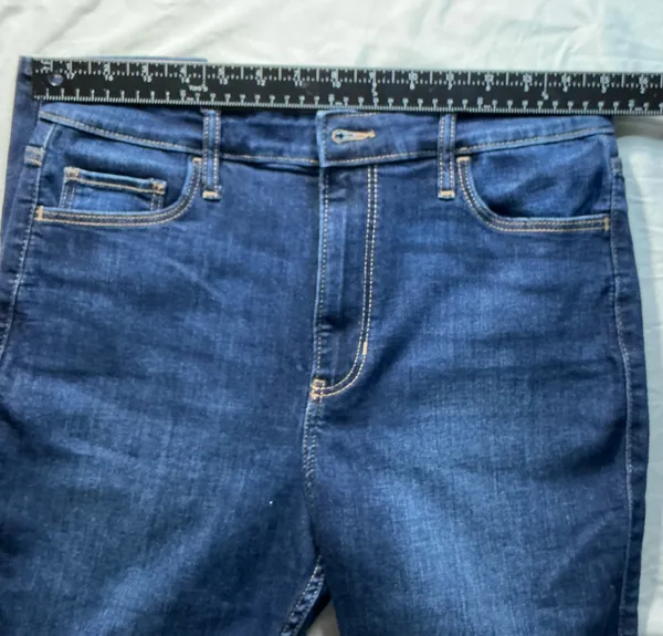 Hollister Ultra High Rise Super Skinny Soft Stretch Jeans Size W30 L26 - Image 3