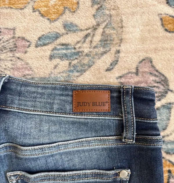Boyfriend Jeans Judy Blue Distressed - Image 3