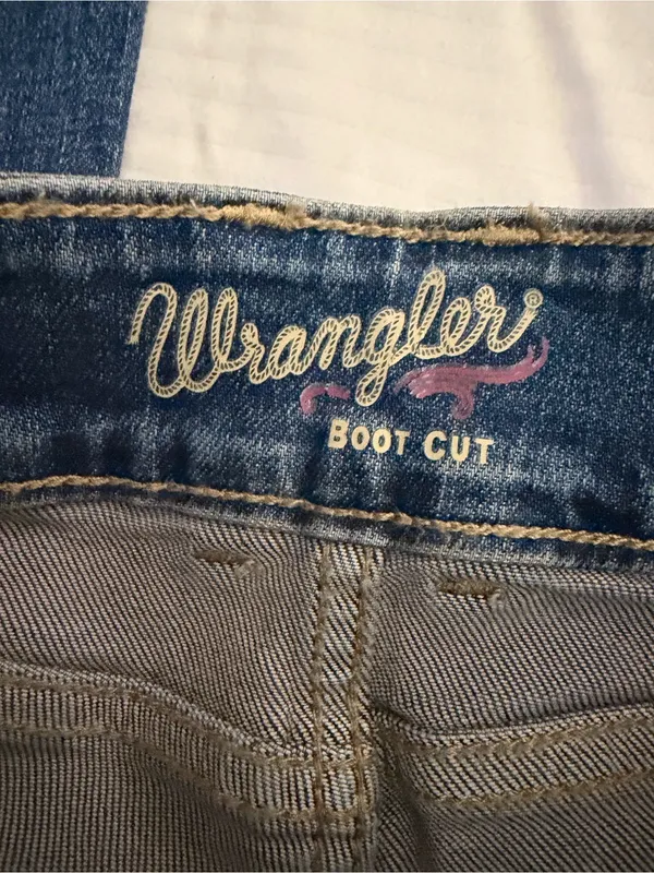 Wrangler Women's Blue Wide Leg Jeans - Medium Denim Wash - Image 5