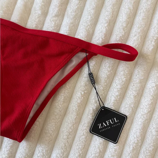 NWT Zaful Bright Red Ribbed Bikini Bottoms - Image 2
