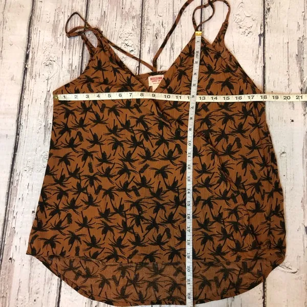 MOSSIMO overlap front V-neck crisscrossed back straps Palm Tree tank size M top - Image 12