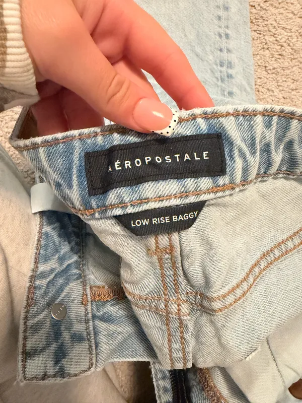Aeropostale Low-Rise Jeans - Image 2