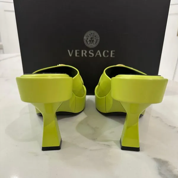 Sandals - Image 3