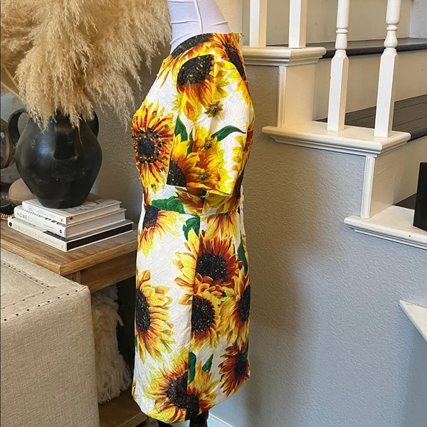 L'ATISTE Sunflower Paradise Mini Dress White Yellow Floral Embellished SZ Large - Image 4