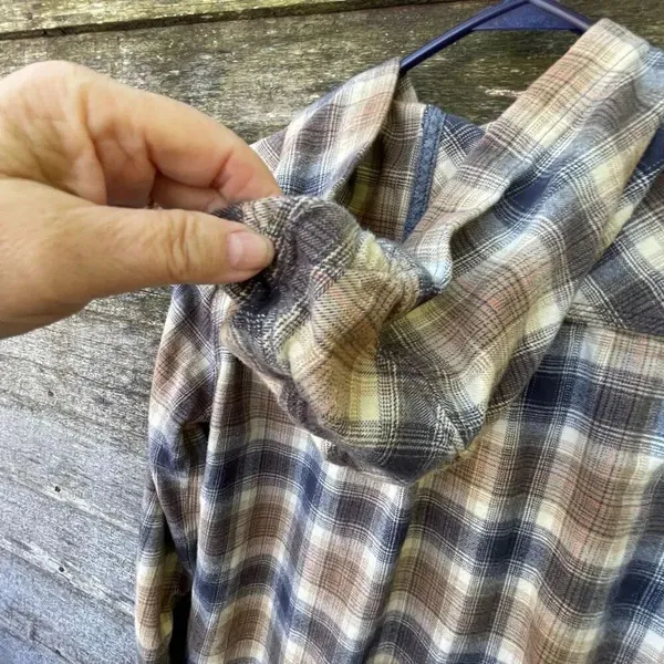 Carhartt size S. (4/6) flannel button up hoodie. - Image 3