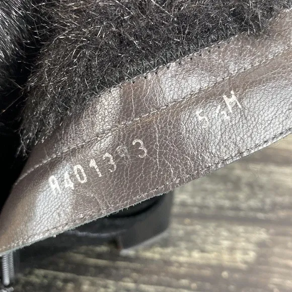 Stuart Weitzman Black Suede Fur Lined Zip Up Ankle Boots 5.5 - Image 7