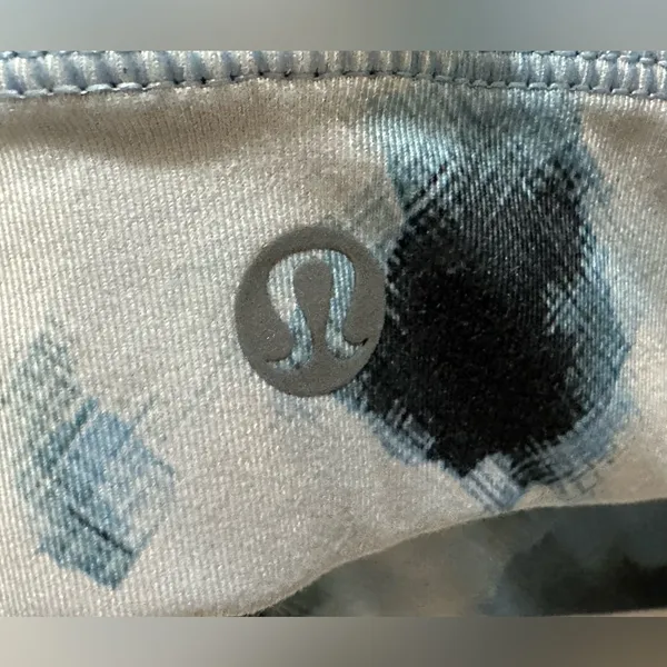 LULULEMON sports bra size 8 - Image 8