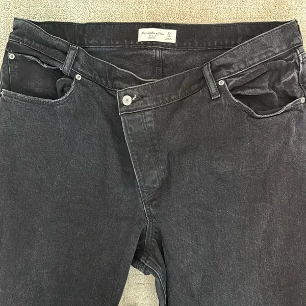 Abercrombie “The dad high rise” asymmetric criss cross waistband washed black grey gray - Image 6