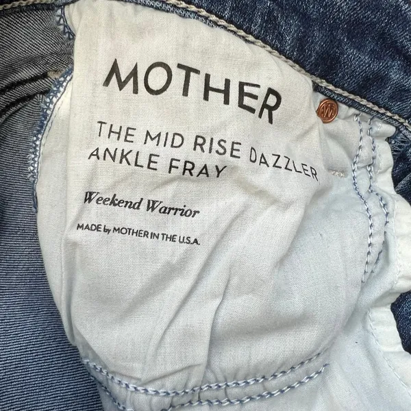 Mother the Mid Rise Dazzler Ankle Fray Jeans distressed medium wash cropped 26 - Image 7