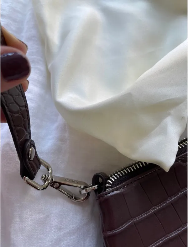 JW Pei Bag - Image 2