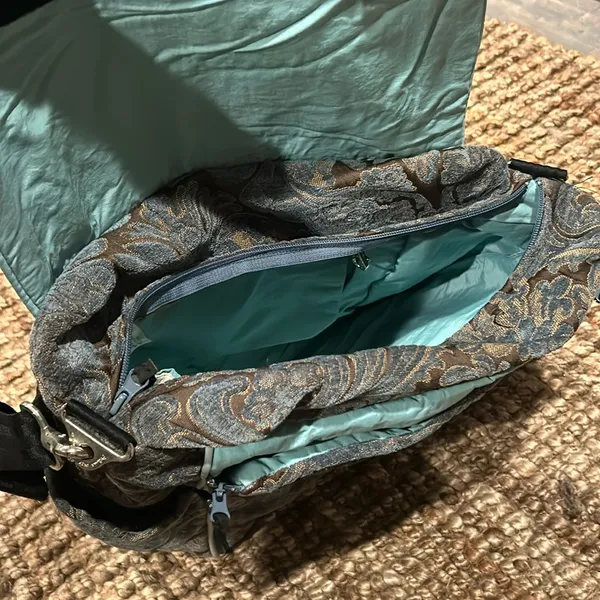 Petunia Pickle Bottom Baby Chic Convertable Diaper Bag Green - Image 6