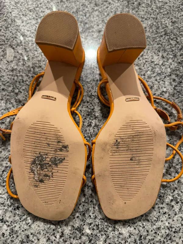 Billini Orange Chunky Strap Heels Size 8 - Image 3