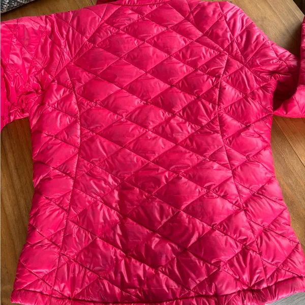 Columbia women Pink Quilted Down Jacket - Image 6