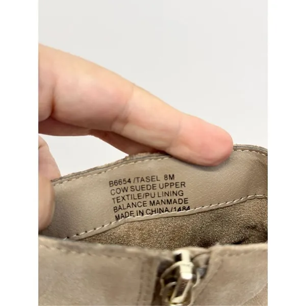 Blondo Booties Size 8 Tan Cow Suede Ankle Boots Block Heel Pull On Side‎ Zip - Image 8
