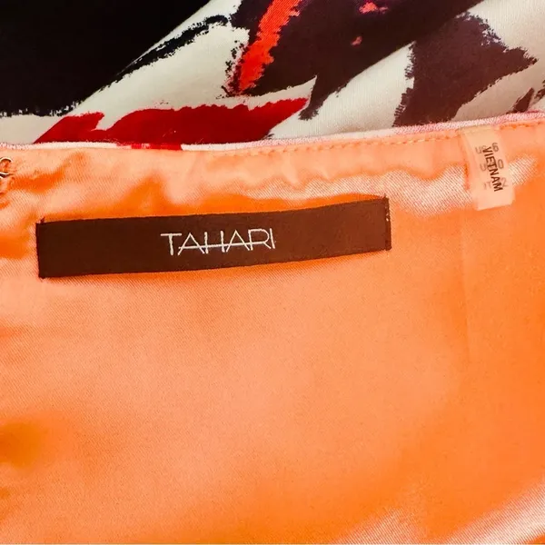 Tahari Floral Teaberry Skirt Size 6 - Image 4
