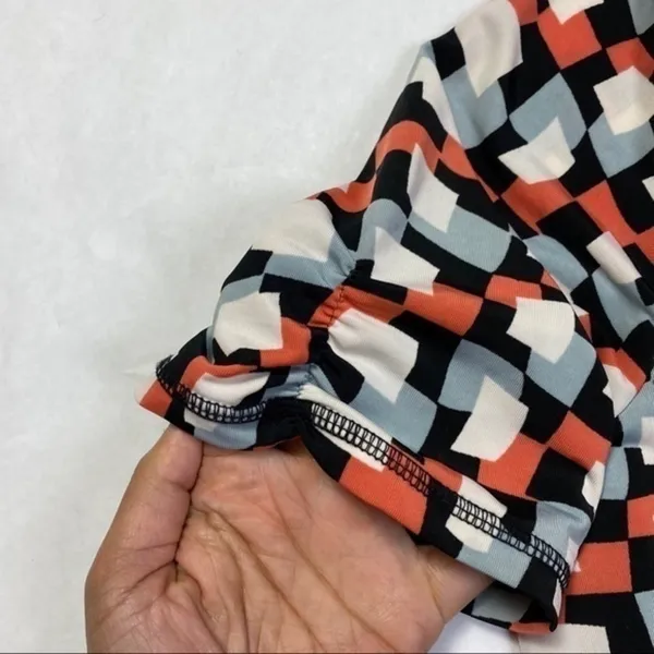 BCBGMaxAzria Geometric Print Tie Waist Dress‎ - Image 4