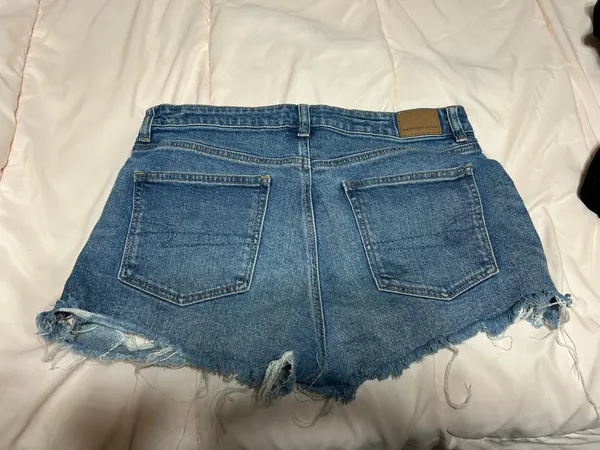 American Eagle Strigid Jean Shorts Ripped - Image 2