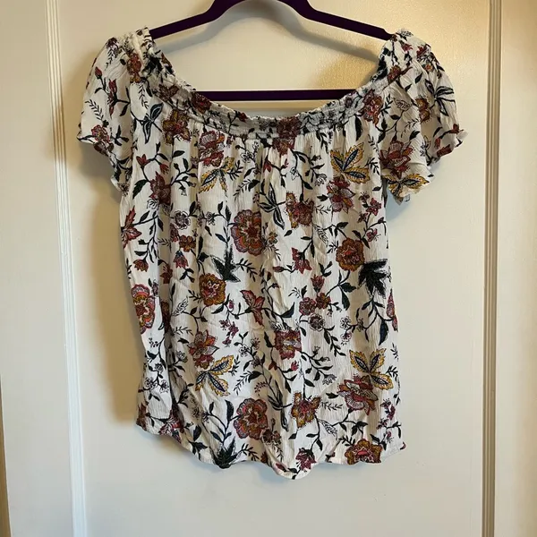 Old Navy off the should blouse - Image 4
