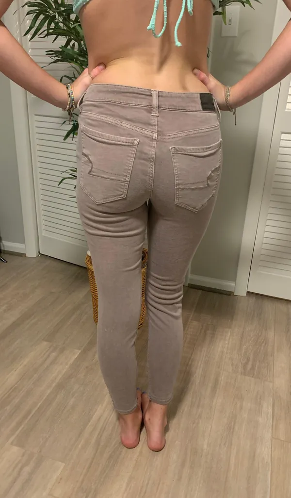 Jeans - Image 2