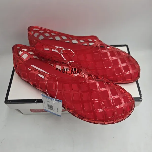 Steve Madden Codi Red Jelly Flats Women’s Size 9 Caged Latice Slip On Shoes NWT - Image 2