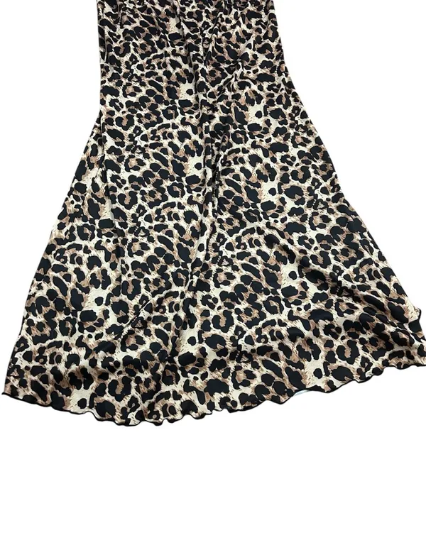 Pretty Little Thing Leopard Print Lace Maxi Dress - Image 3