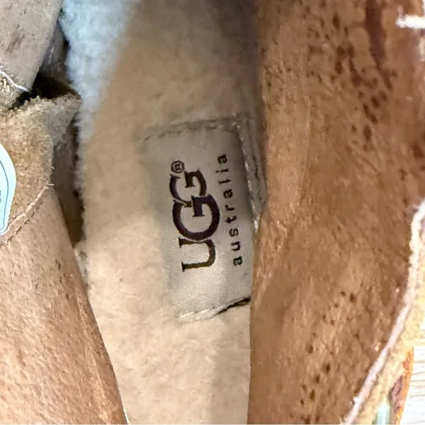 UGG Volta Ankle Brown Suede Booties Size 7 - Image 10