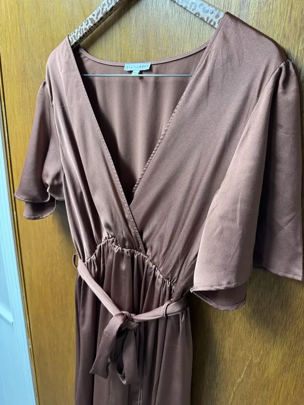 Baltic Born Sicily Short Sleeve Maxi Dress Satin Front Slits Rosy Brown XXL - Image 7