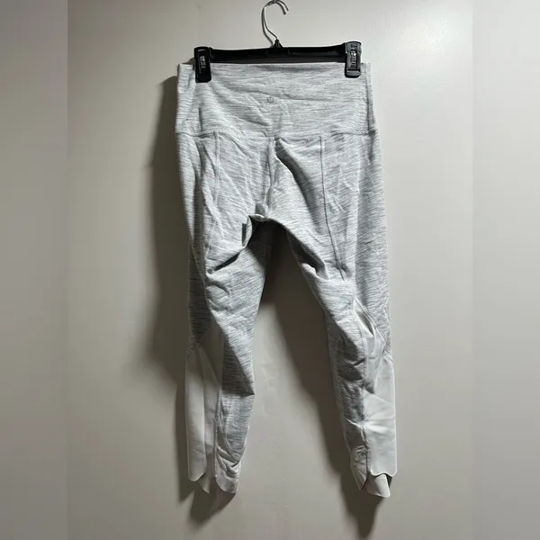 Lululemon Athletica Gray Leggings with Wide Waistband - Image 5