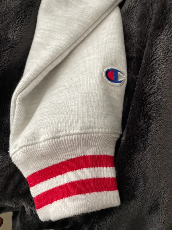 Champion Crew Neck - Image 3