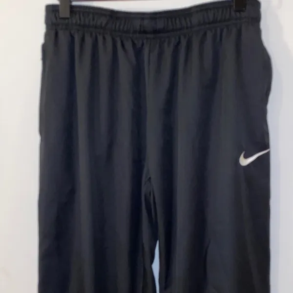 NWT!! Nike Dry Lightweight Wind Resistant Training Pants Size Small - Image 3