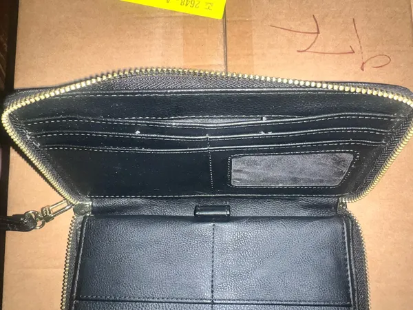Steve Madden Wallet Wristlet  - Image 5