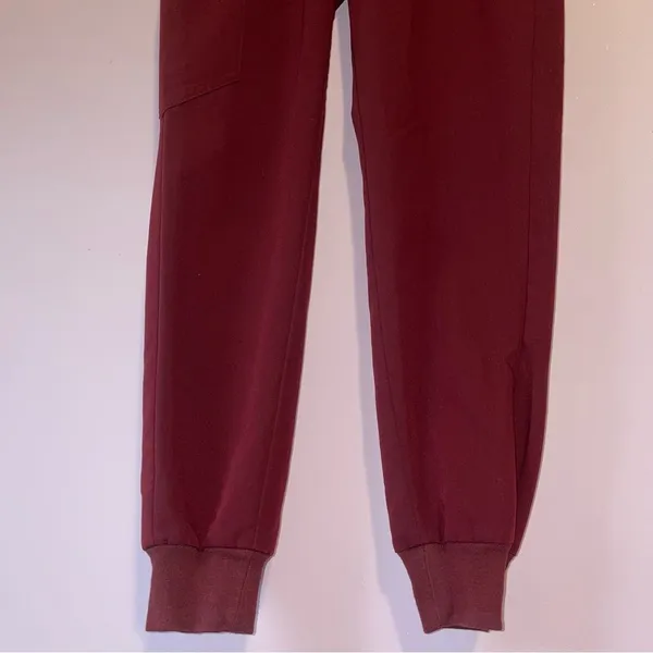 Figs Zamora Jogger Scrub Pants Women XS Burgundy Nurse Active Workwear Lounge - Image 4