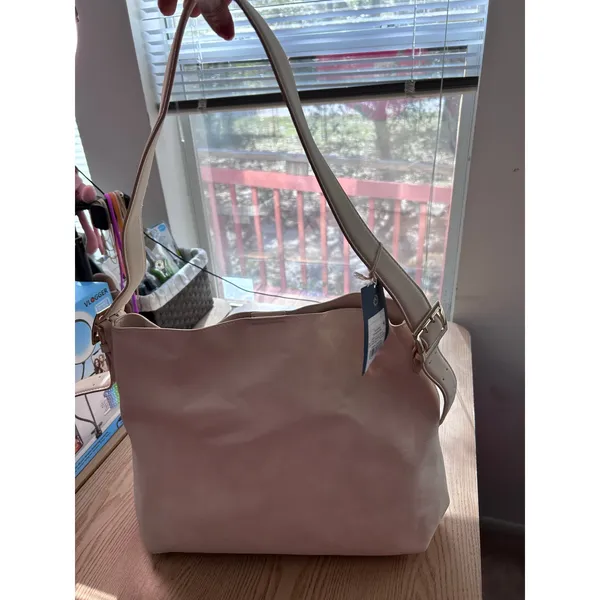 A New Day New Womens Universal Thread Faux Leather Look Handbag Purse Cream 15”x16” w/flaw - Image 5