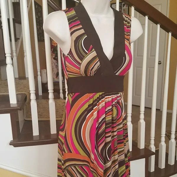 IZ Byer short mini dress ties in back size Small - Image 3
