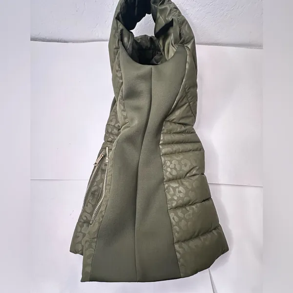 Michael‎ Kors Women's Quilted Trim Puffer Vest Size XS Green Cheetah No Hood - Image 9