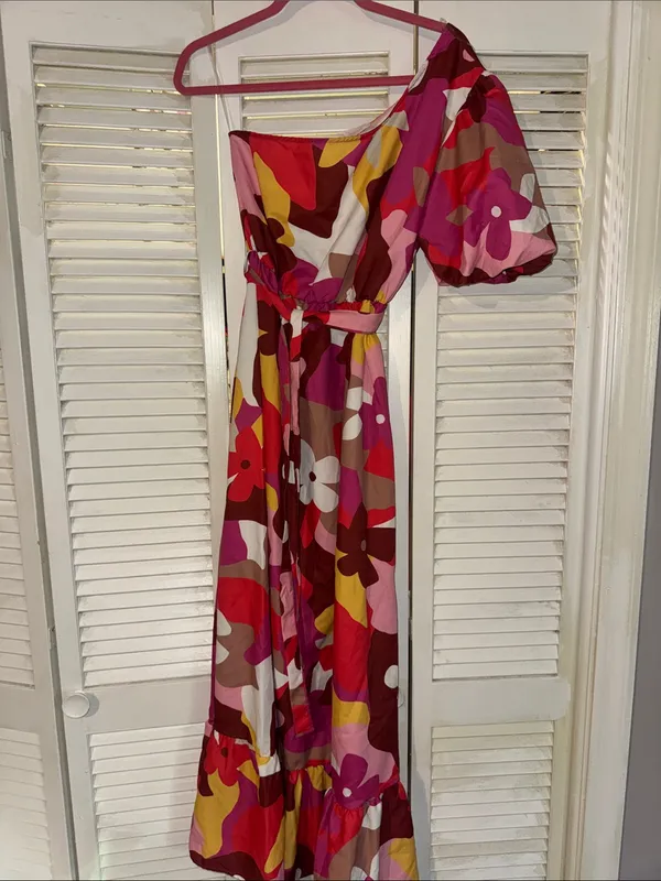Fantastic Fawn One-Shoulder Maxi Dress in Pink, Red and Yellow Floral - Image 2