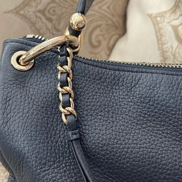 Coach Pebble Leather Shoulder Bag with Good - Image 3