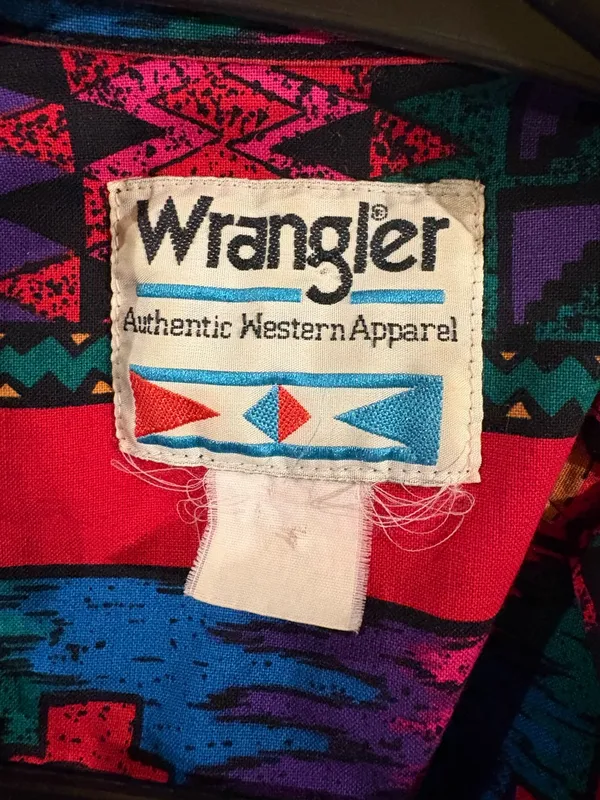 Wrangler vintage Southwestern print women’s button-up shirt sz S pink purple - Image 3