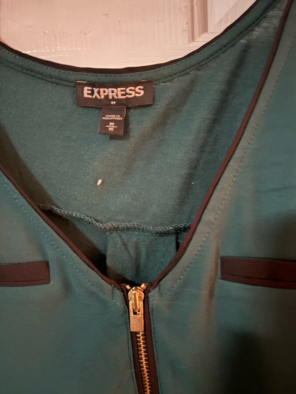 Express Green Top - Image 3