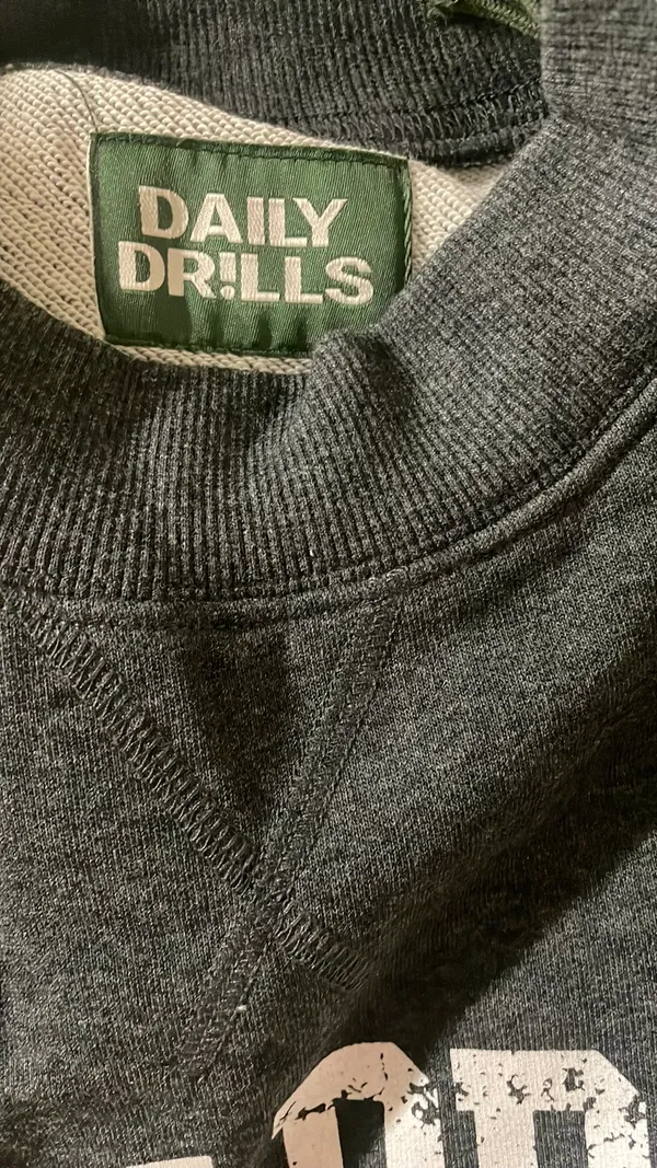 Daily Drills Black Sweatshirt Oversized Thermal xs/s - Image 5