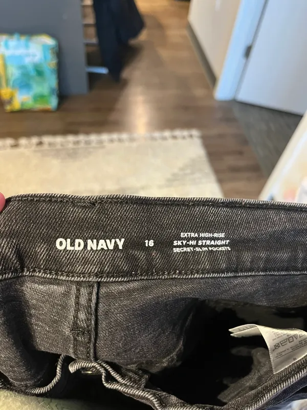 Old Navy black  jeans - Image 4