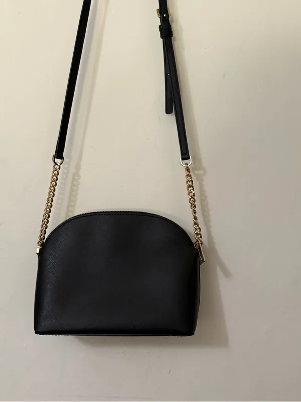 Michael Kors Black Leather Crossbody with Gold Chain Strap - Image 4