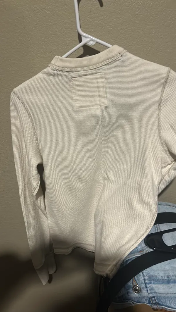 Abercrombie Vintage Long Sleeve - Image 5