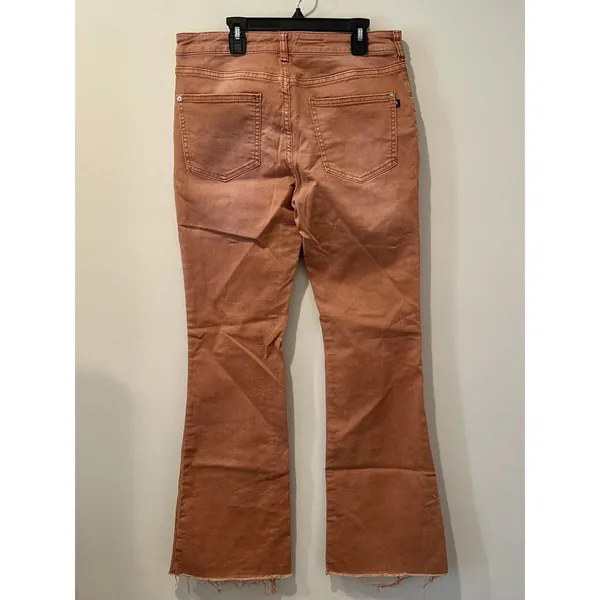 Pilcro Anthropologie Patch-Pocket Bootcut Jeans in Orange Size 30 EUC!!! - Image 2