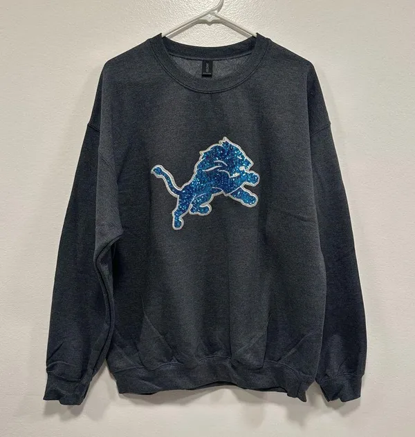 Gildan Detroit Lions sweatshirt! Sequin glitter bling lions logo gray size Large! - Image 6