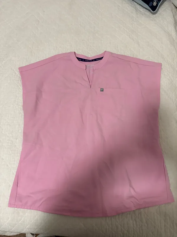 Fabletics Scrub Set Jogger - Image 3