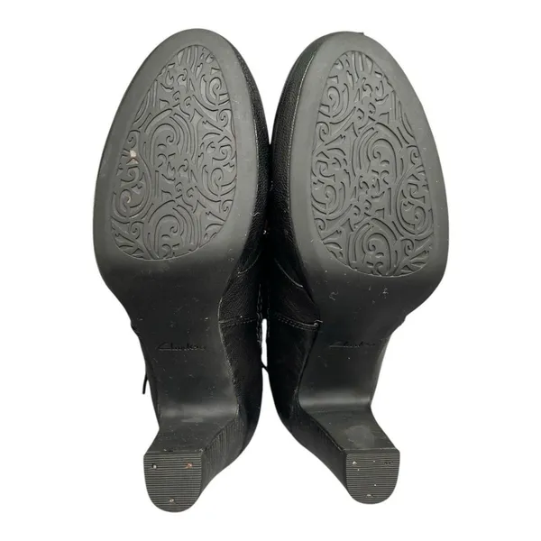 Clarks Artisan Sz 5.5 Platform Pumps Black Leather Laces Academia Preppy Witchy - Image 16