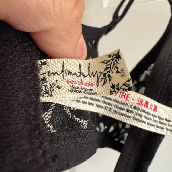 Free People Petra black lace underwire bra size‎ 32B - Image 3