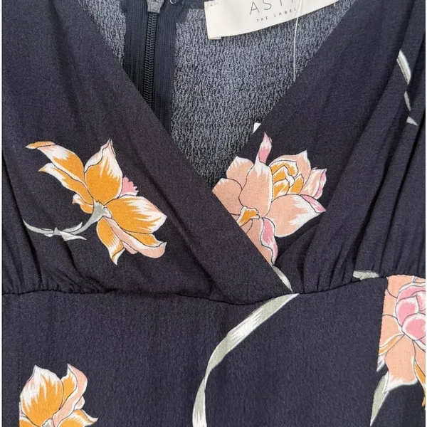 NWT ASTR the Label Womens Navy Blue Floral Puff Sleeve Babydoll Mini Dress Sz XL - Image 8